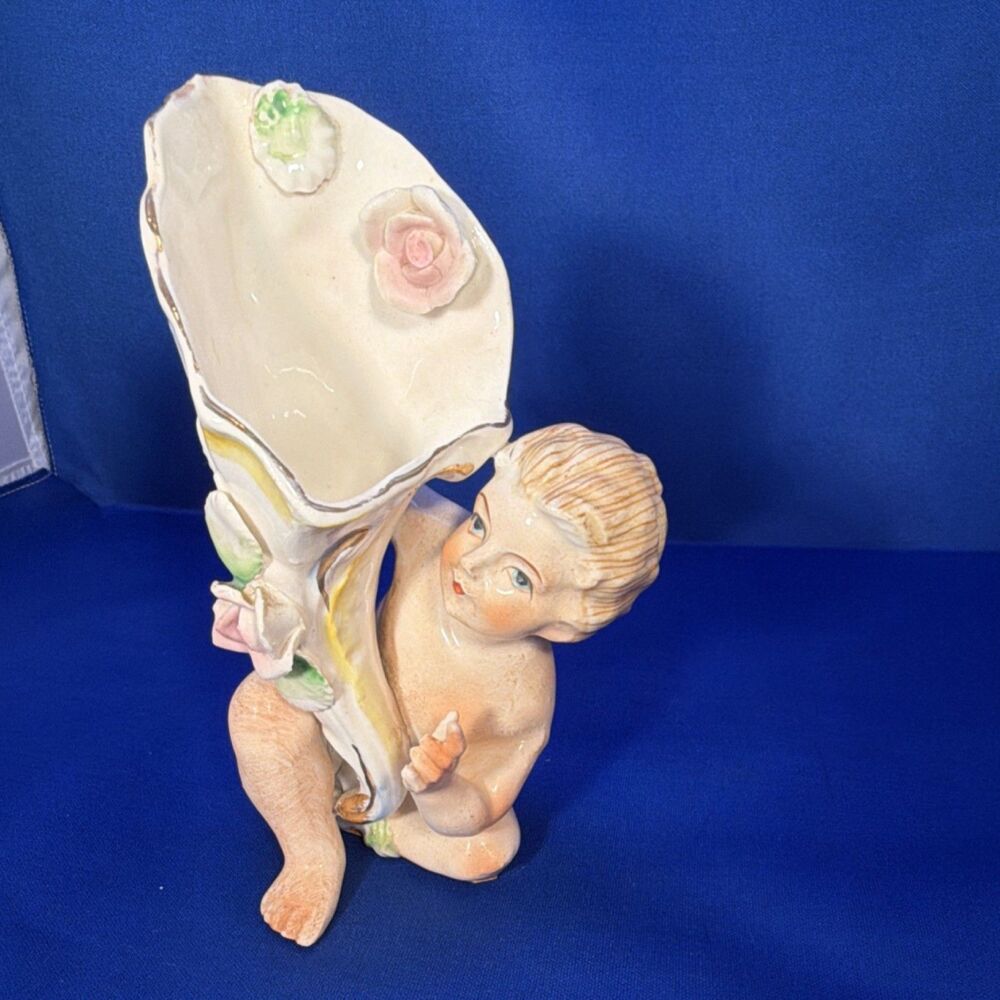 Vtg Ucagco Japan Porcelain Cherub Cornucopia Vase Applied Roses GOLD FOIL LABEL